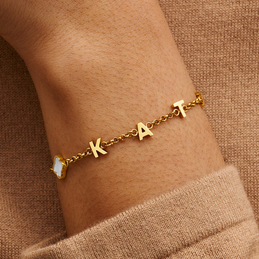 Bracelet Personnalisé Femme | Prénom en Plaqué Or 18K | Bijou Élégant pour Cadeau Unique 2