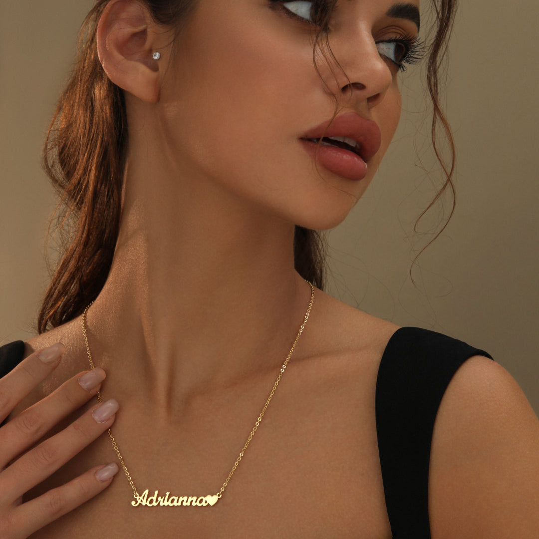Collier Personnalisé Prénom Femme avec Détail Cœur Élégant - Cadeau Unique et Touche Personnelle 2
