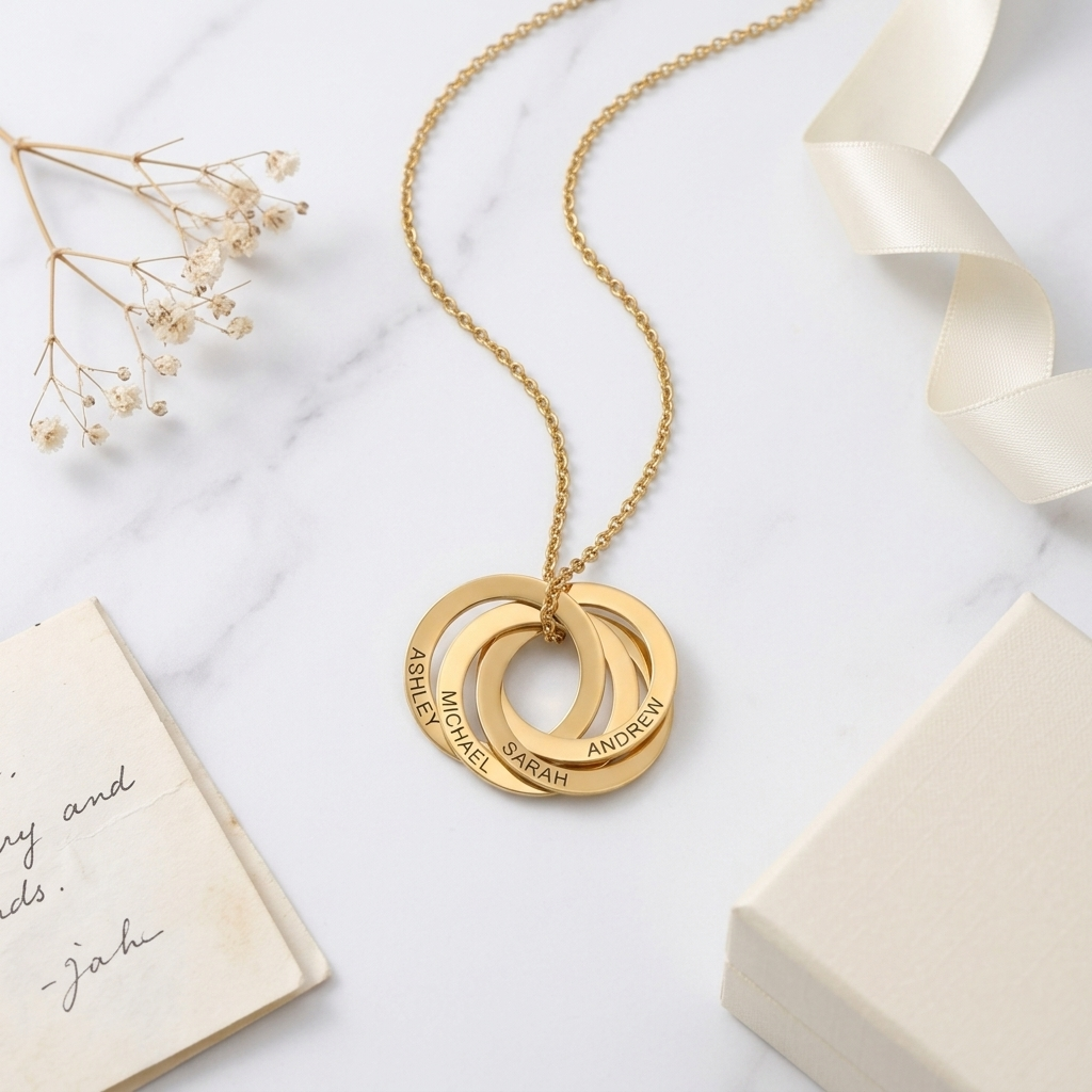 Collier Cercles Prénoms Entrelacés – Bijou Maman Personnalisé Jusqu’à 4 Noms